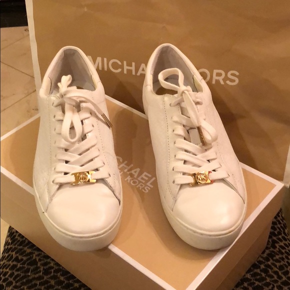Michael Kors Sneakers - Picture 1 of 6